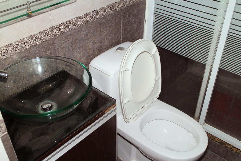 Rent-A-Room ฮ่องกง ภายนอก รูปภาพ